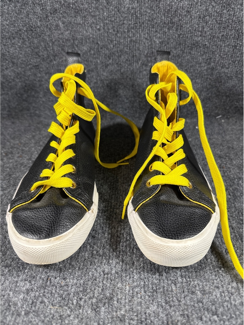 Harry Potter Hufflepuff Womens Size 8 Black Yellow High Top Sneakers Shoes